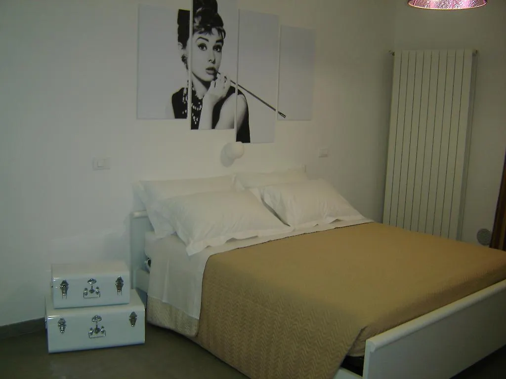 La Dolce Vita B&B Noli Italia
